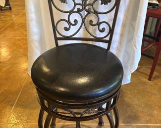 5 BARSTOOLS