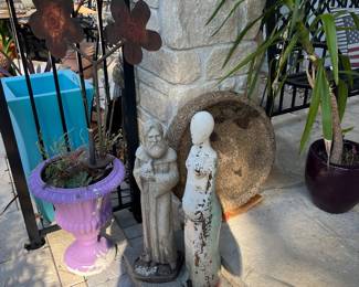 FIGURES, POTS & PLANT