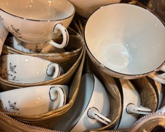 LENOX CHINA SET
