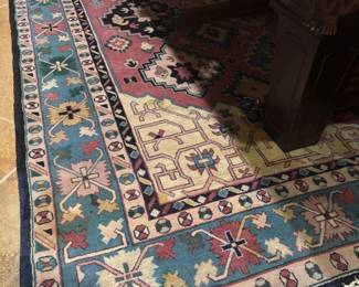 AREA RUG