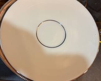 LENOX SAUCERS