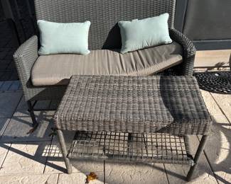 LOVE SEAT & TABLE