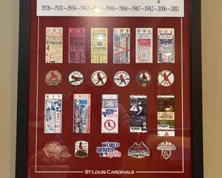 FRAMED SPORT ITEM