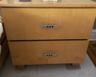 PAIR OF NIGHTSTANDS