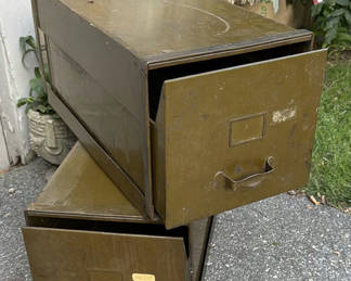 Lot 124: Vintage Industrial Metal Single Drawer File Cabinet (2)