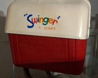 Lot 152: Swinger Covey Portable Cooler