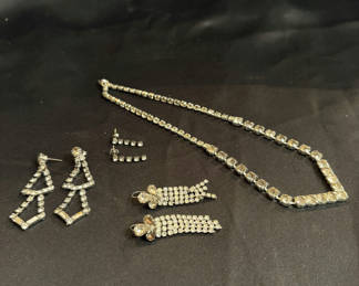 Lot 183: Vintage Rhinestone Necklace and Assorted Earrings
