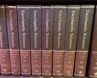 Like New Set of Encyclopedia Britannica