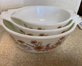 Country Autumn Milk Glass - England Set of 3 Excellent Condition