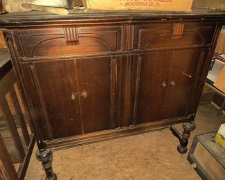 Victrola Radio cabinet 