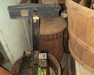 Nail kegs / kerosene heater