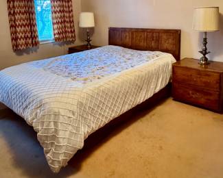 Artefacts by Henredon Queen Bed