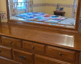 Traditional Nine-Drawer Dresser with Mirror