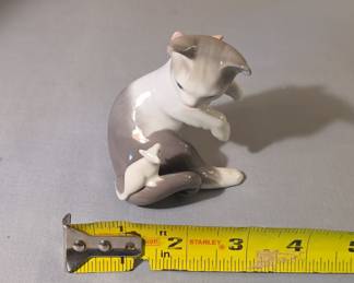 Lladro Figurine 5236 'Cat and Mouse'