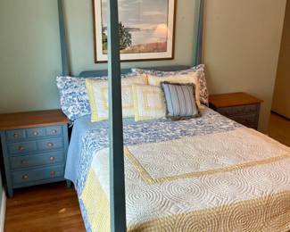 Ethan Allen Queen, pair of night stands 