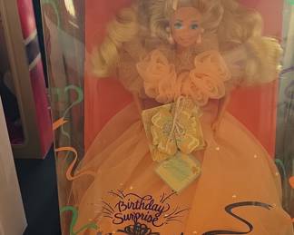 1991 Birthday Surprise Barbie Doll