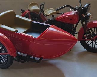 1933 Harley-Davidson Motorcycle with Sidecar Die-Cast Coin Bank