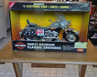 Buddy L Harley-Davidson Classic Cruiser Motorcycle #5606V