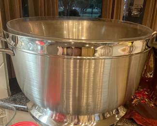 FRONT GATE HUGE  BUCKET W/ GLASS BOWL LINER - NO CHEAP STUFF AT THIS ONE !!