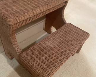 WICKER STEPS 