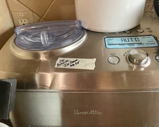 BREVILLE THE BOUGIEST ICE CREAM MAKER 