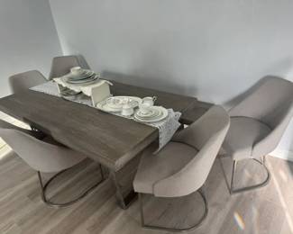 Cindy Crawford dining room set