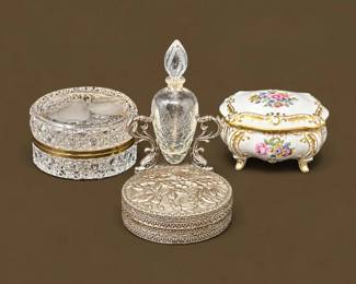 155 VintageDecorativeBoxesCrackleGlassPerfumeBottle4Pc