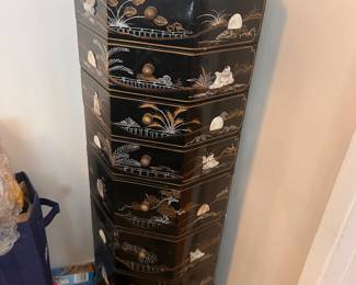 Chinese black lacquer jewelry/silverware case