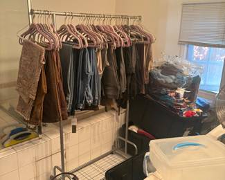 Women’s jeans & pants