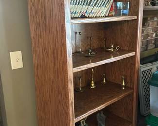 Oak Scalloped Top Bookcase