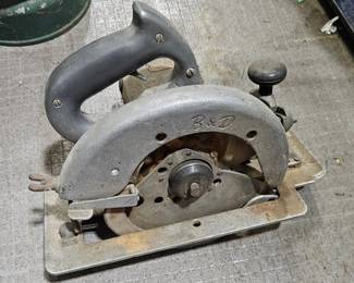 Vintage Black and Decker Heavy Duty Circular Saw