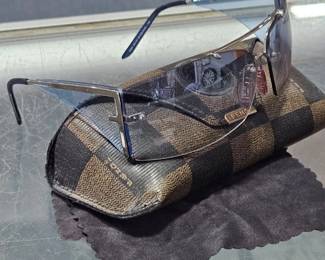 Fendi Blue Gradient Sunglasses with Box