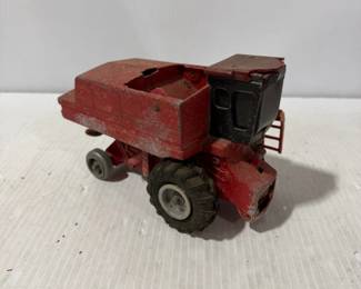 Red Die-Cast Toy Combine Harvester Farm Implement with Rubber Tires