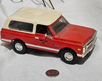 WIX 1969 Chevy K5 Blazer Die Cast Locking Coin Bank with Key