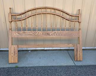Wood Queen/Full Size Bed Headboard & Frame with Spindle Design