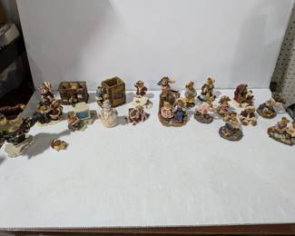 Boyd's Bears Statue Lot Small Bear Figures Christmas Style