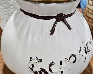 Vintage Cookie Jar #1