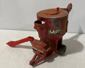 Massey Ferguson MF Red Metal Farm Grain Auger Wagon Toy