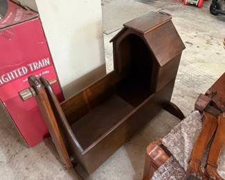 Vintage baby bassinet