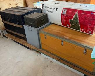Foot Lockers/trunks