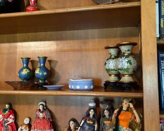 Figurines