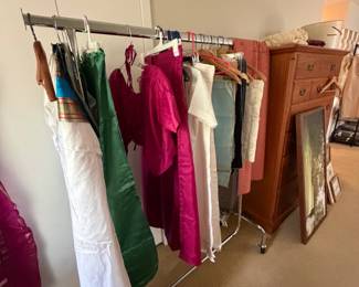 Sari and Indian clothing, shawls