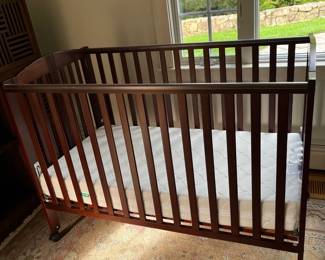 CRIB WITH MATTRESS