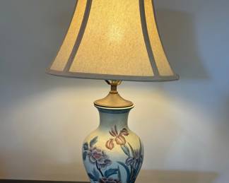 Table LAmp