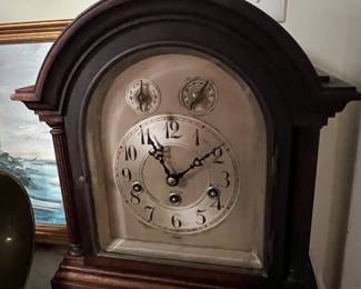 ANTIQUE CLOCK