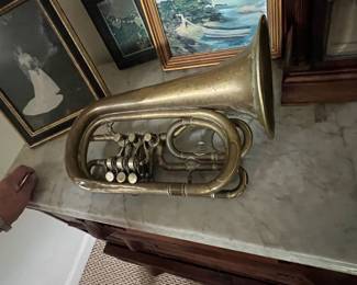 BRASS HORN