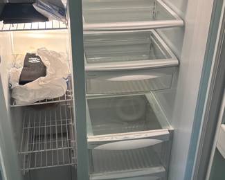 GE Side by Side Refrigerator 