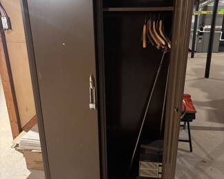 Wardrobe 