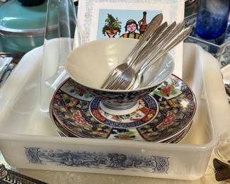Kitchenware 
