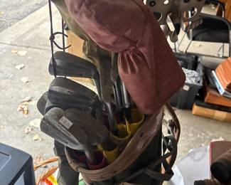 Golf Clubs 